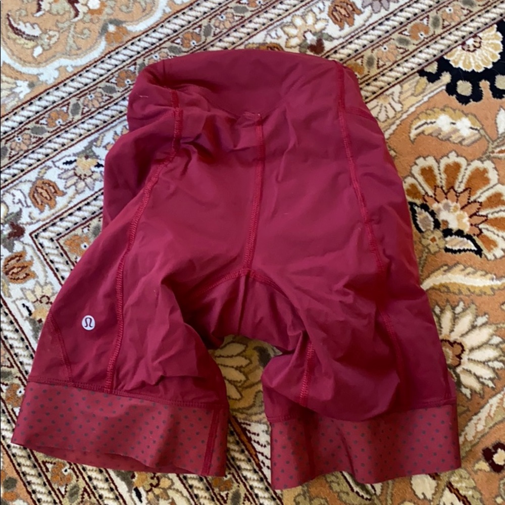 Lululemon City to Summit PADDED bike shorts